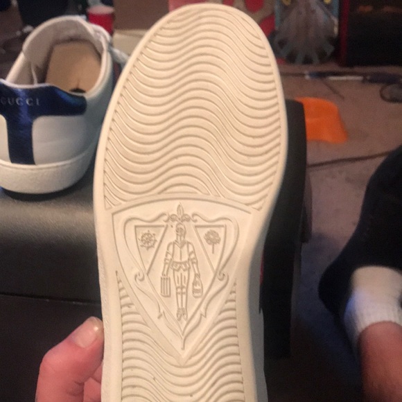 Gucci Sneakers - Picture 3 of 4